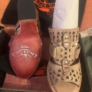 Moonstar blush freebirds